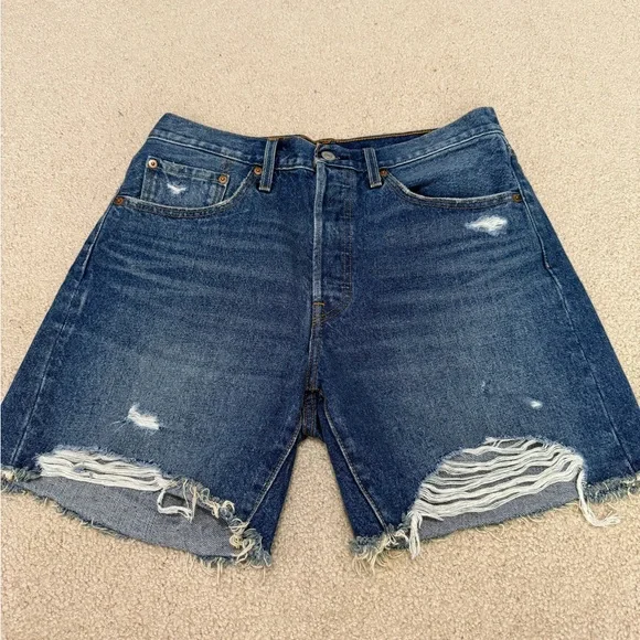 Levi's Classic Blue Ripped Jean Shorts - Picture 1 of 4
